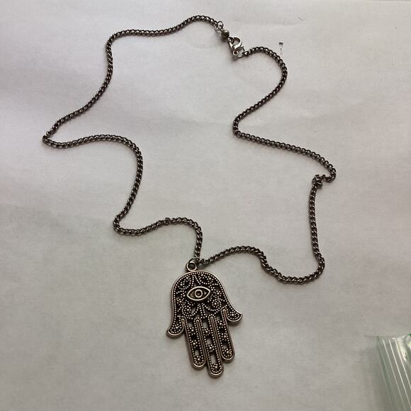 1765 NIP Hamsa Hand Necklace Celtic Jewelry Evil Eye Good Luck Long 20" Length - Picture 1 of 4